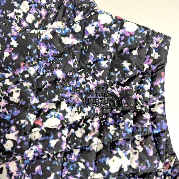 North Face Puff Vest - Picture 10 of 14